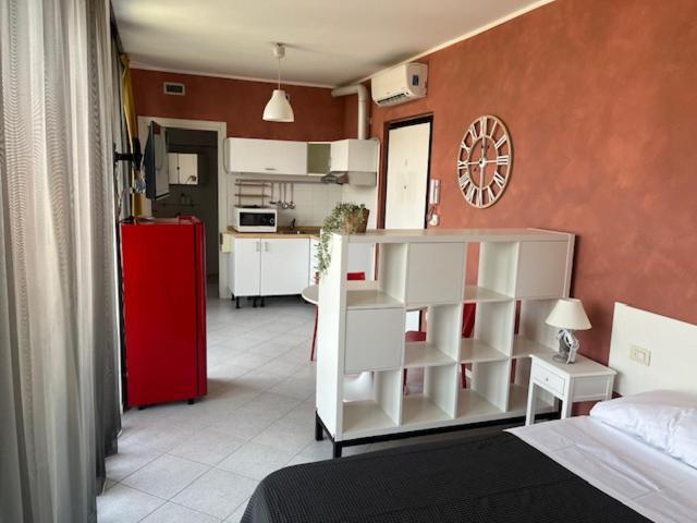 Gerenzano Apartments Экстерьер фото